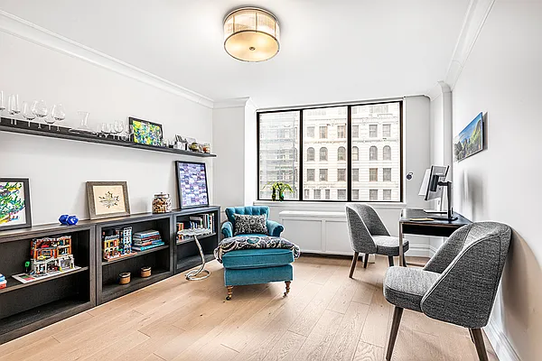 Sold by Newell and Assoc. | media 4