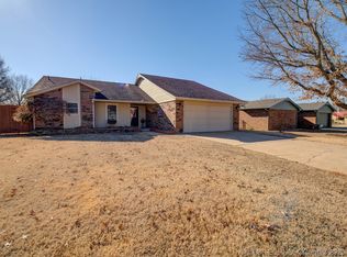 3003 Hilltop Ave, Muskogee, OK 74403