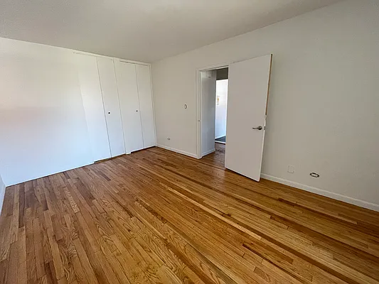 Rented by MQ Realty LLC | media 11