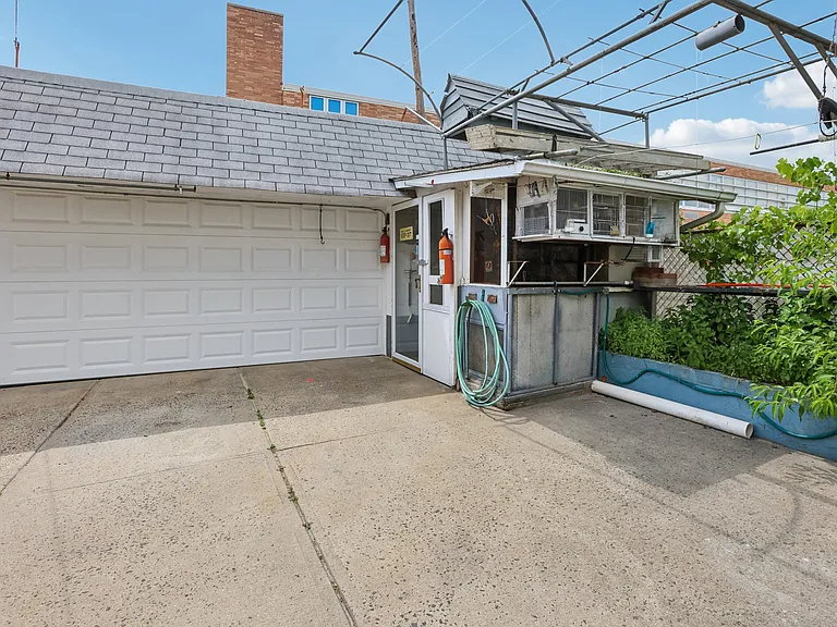 18 Patterson St — Photo 46