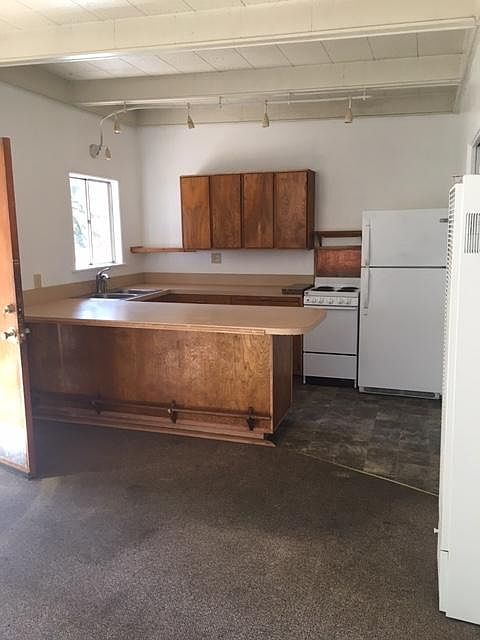 1st image of 3779 Aspen Ave #1