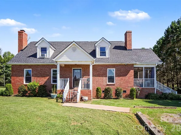 1026 Alpha Dr, Shelby, NC 28150