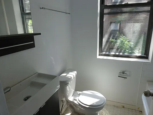 Rented by Charie Properties LLC | media 9