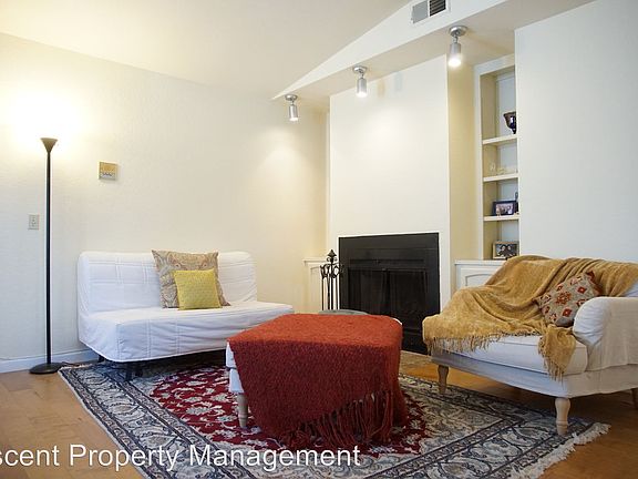 2nd image of 4077 Illinois St APT 7