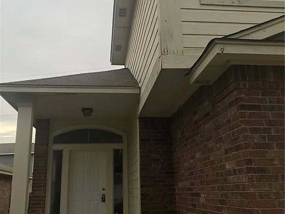 1st image of 12937 White House St