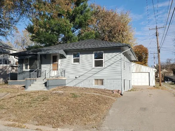 315 N 8th St, Plattsmouth, NE 68048