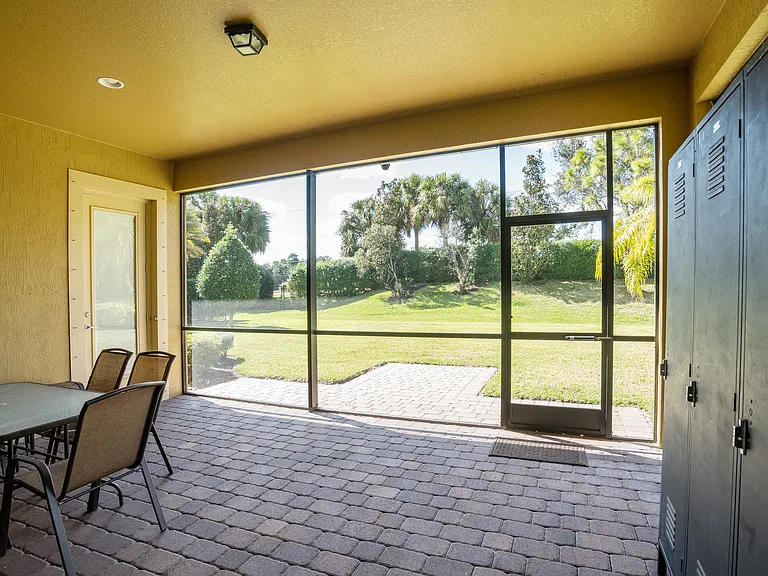 4127 Siena Cir — Photo 36