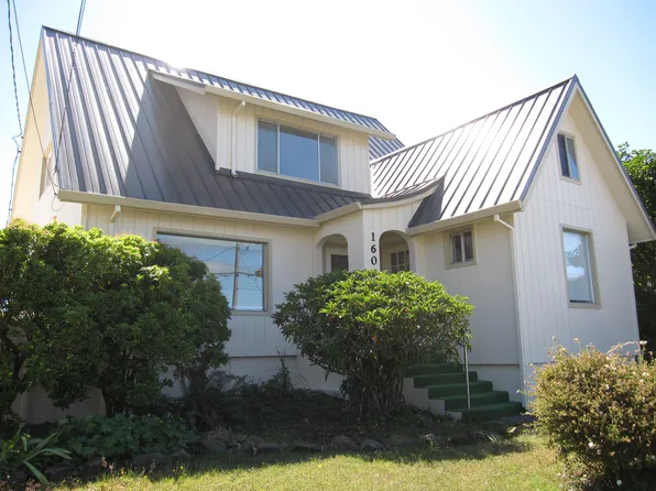1609 3rd St, Tillamook, OR 97141