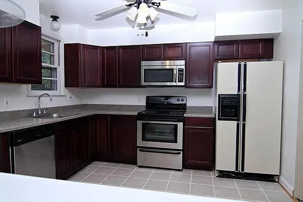 3621 Marlbrough Way — Photo 2