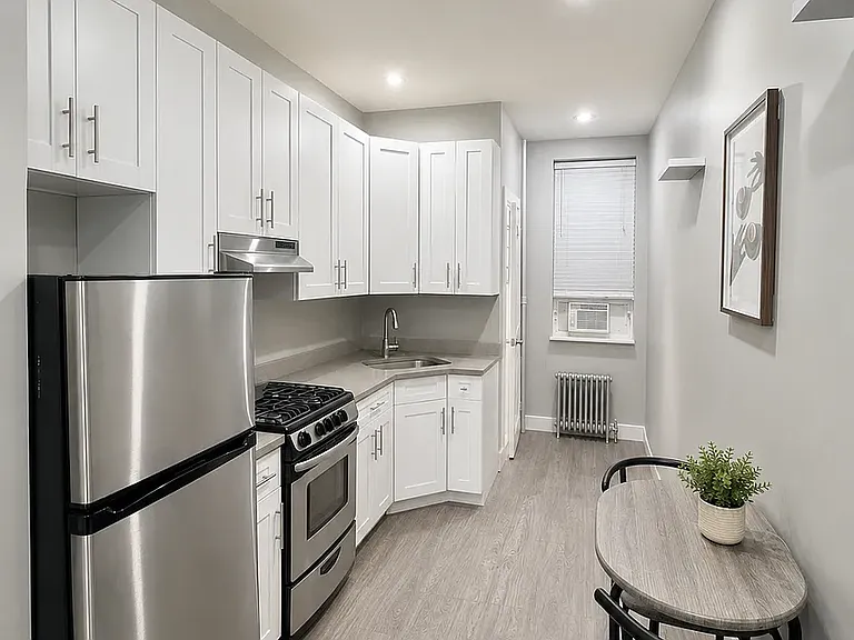 879 Saint Johns Pl #13 — Photo 1