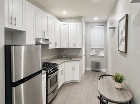 879 Saint Johns Pl, Brooklyn, NY