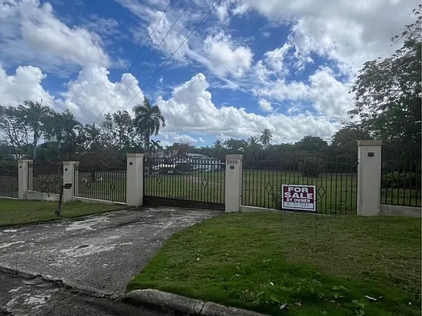 1999 Jose Fidalgo Diaz St, San Juan, PR 00926