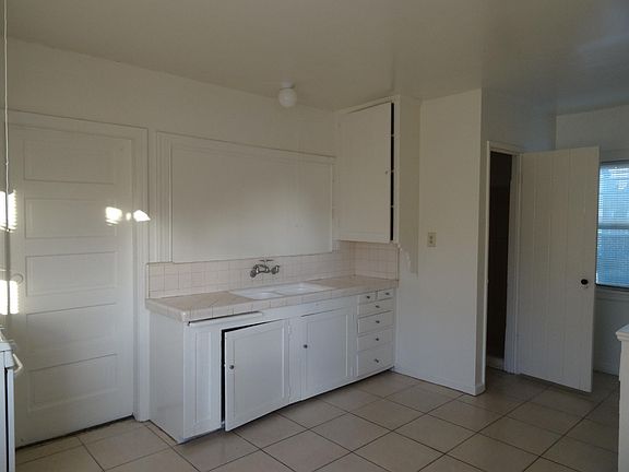 5th image of 1812 S San Gabriel Blvd