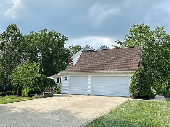 4th image of 3955 Kings Pointe Dr