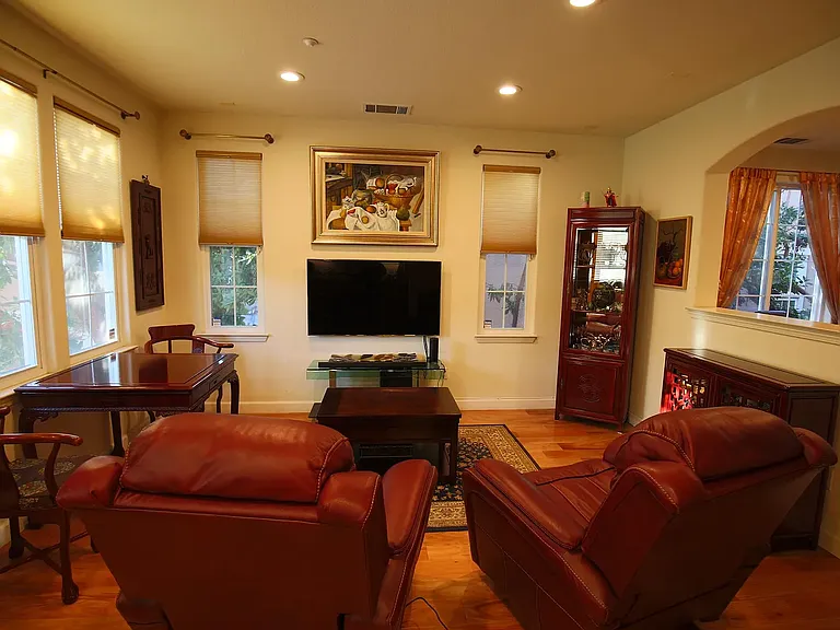 4535 Laird Cir — Photo 30