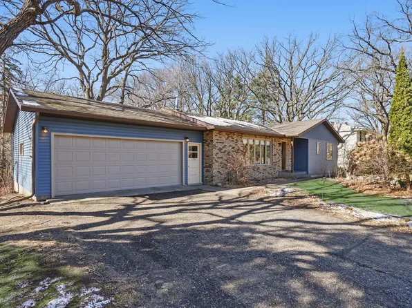 1738 Woodland Rd, Saint Cloud, MN 56304