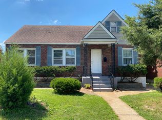 8902 Oneida Ln, Saint Louis, MO