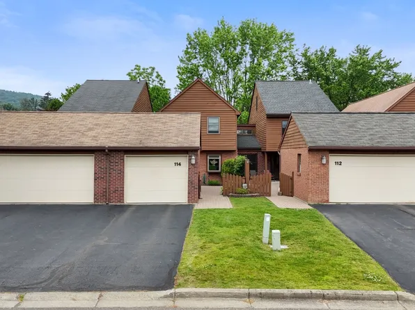 114 Patio Dr, Endwell, NY 13760