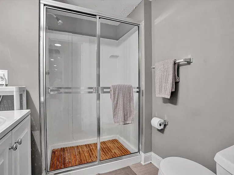 Lower level, bathroom