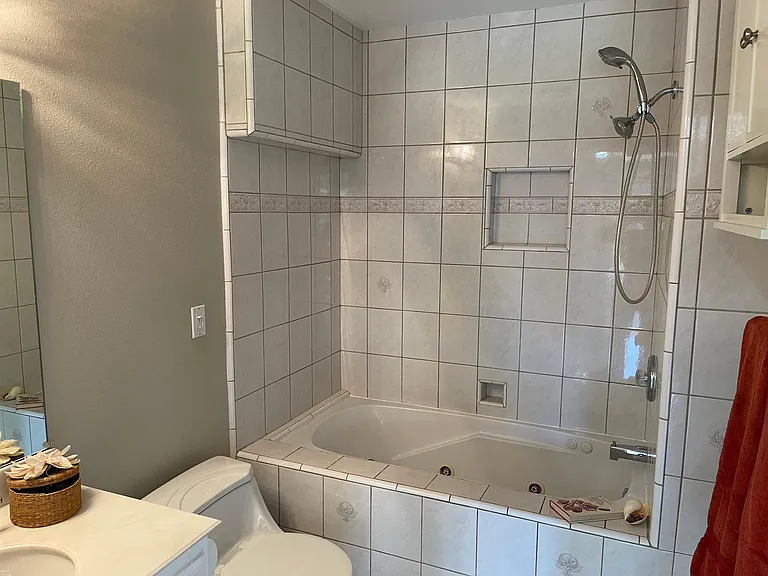 2840 Zapata Ct — Photo 6