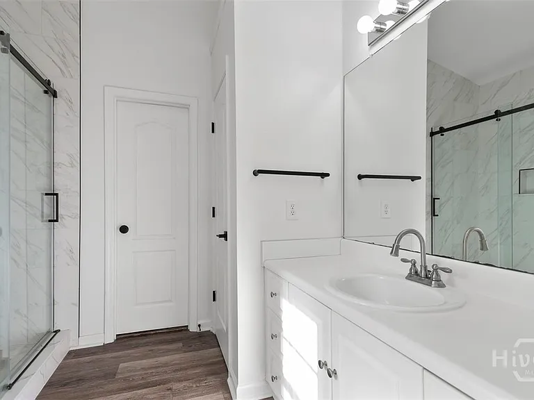 110 Saint Ives Way — Photo 17