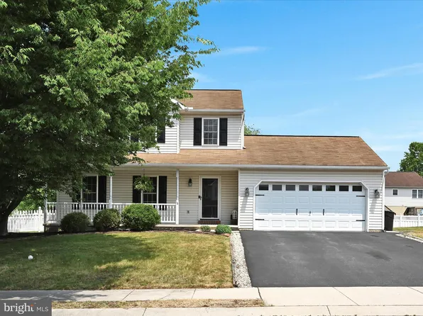 18 Lion Ln, Jonestown, PA 17038