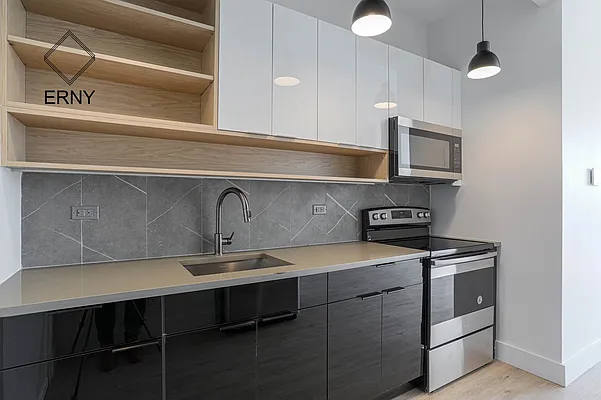 Rented by ERNY LLC | media 3