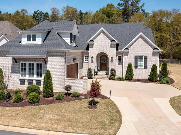116 Chestnut Pond Ln, Simpsonville, SC 29681