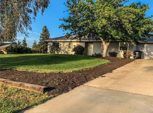 18361 Regal Dr, Madera, CA 93638