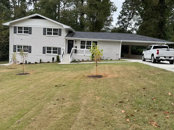 755 Valley Creek Dr, Stone Mountain, GA 30083