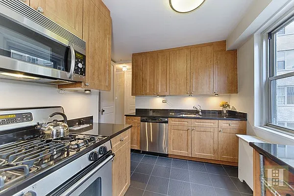 Sold by Halstead Real Estate | media 18