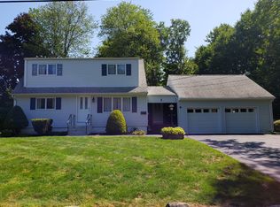 1 Raven Ter, New City, NY 10956