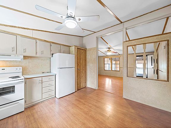 4th image of 1993 White Oak Rd