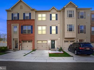 627 Shore Forest Dr, Glen Burnie, MD 21060