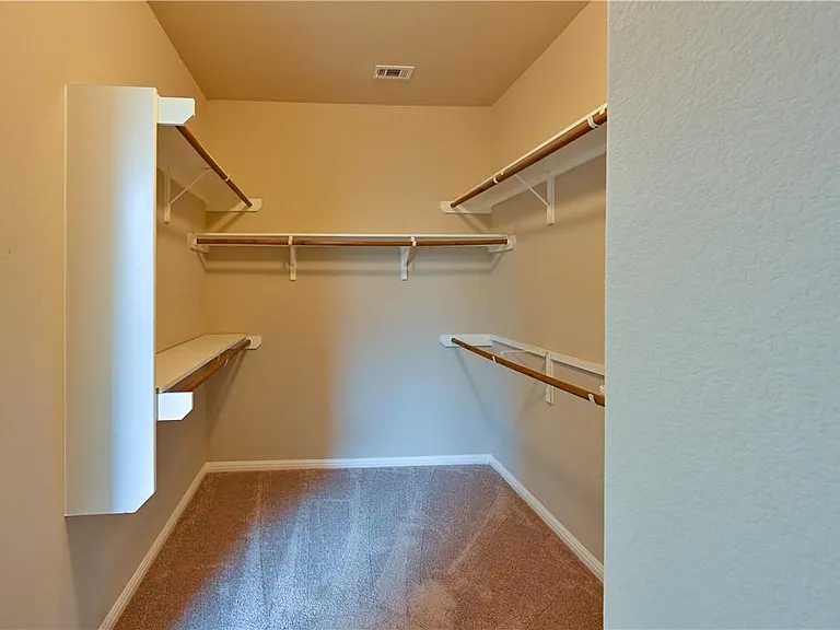 100 Lake Mineral Wells Dr — Photo 27