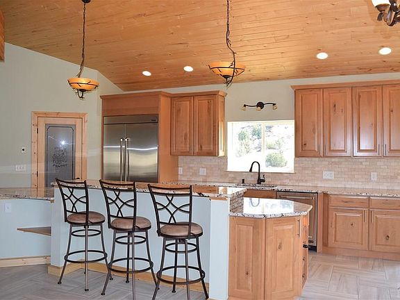 3rd image of 9016 Elk Ln