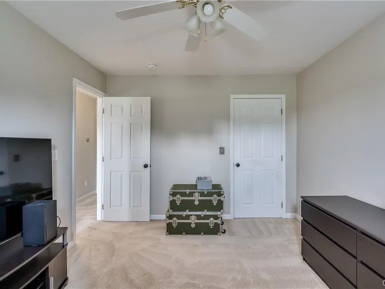 26202 Lafave Rd — Photo 31
