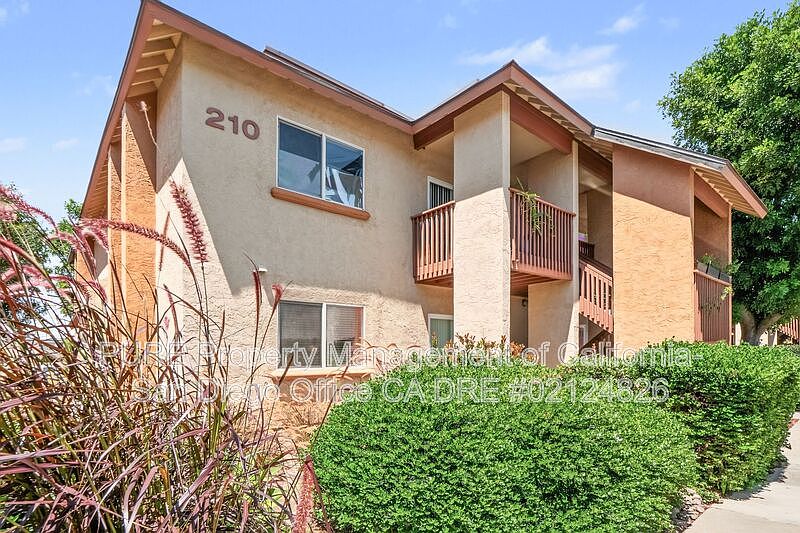 1st image of 210 Chambers St Unit 9