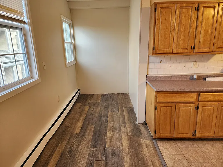 Fernboro St — Photo 11