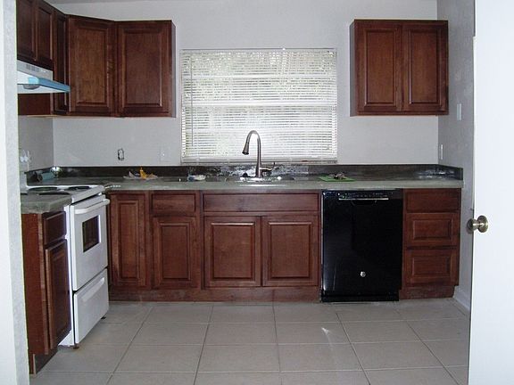 2nd image of 212 N Cervidae Dr