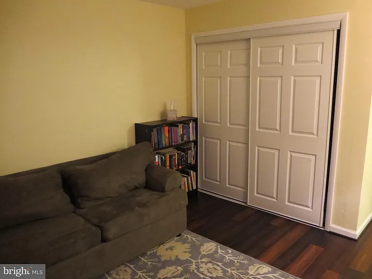 1413 Northgate Sq #1C — Photo 9