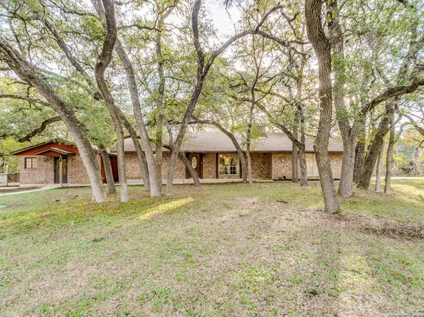 405 SISTERDALE RD, Boerne, TX 78006