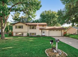 908 Ludwig Ave N, Champlin, MN 55316