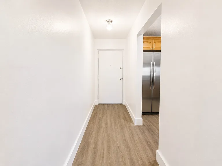 1945 NW 29th St #U8 — Photo 14