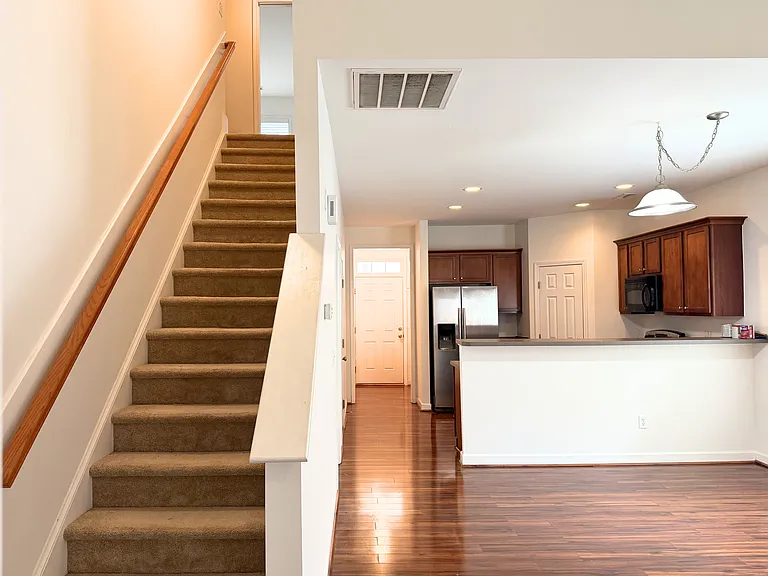2541 Spring Oaks Way — Photo 26