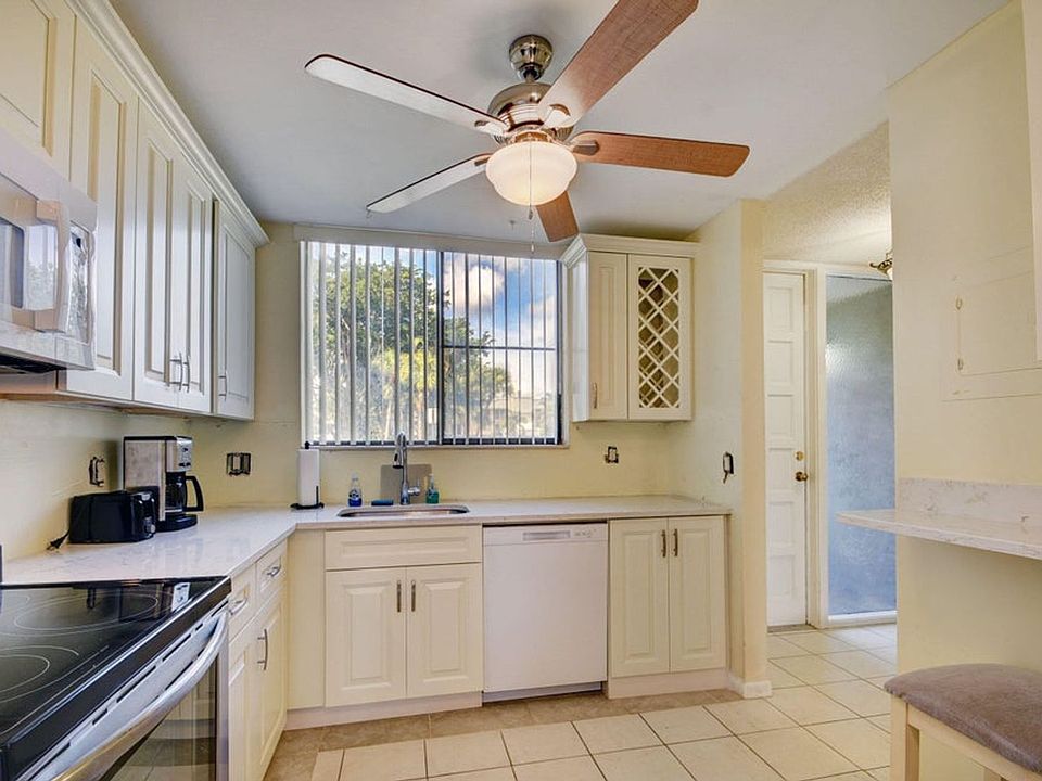 1st image of 4815 Esedra Ct