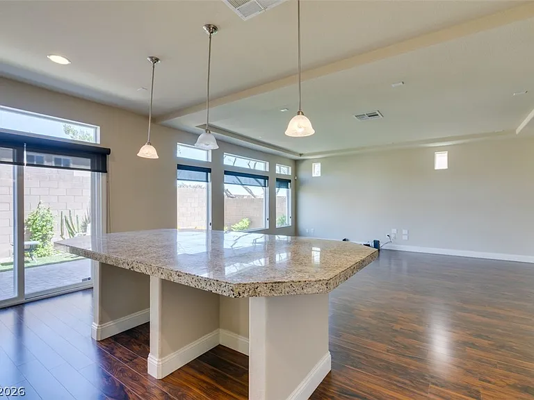 6038 Belvedere Canyon Ave — Photo 17
