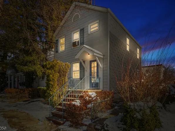 33 Oak St, Bloomfield Twp., NJ 07003