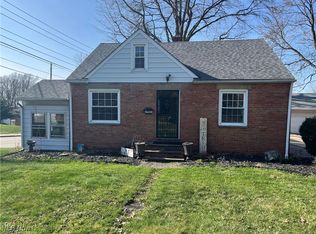 29405 Ridge Rd, Wickliffe, OH 44092