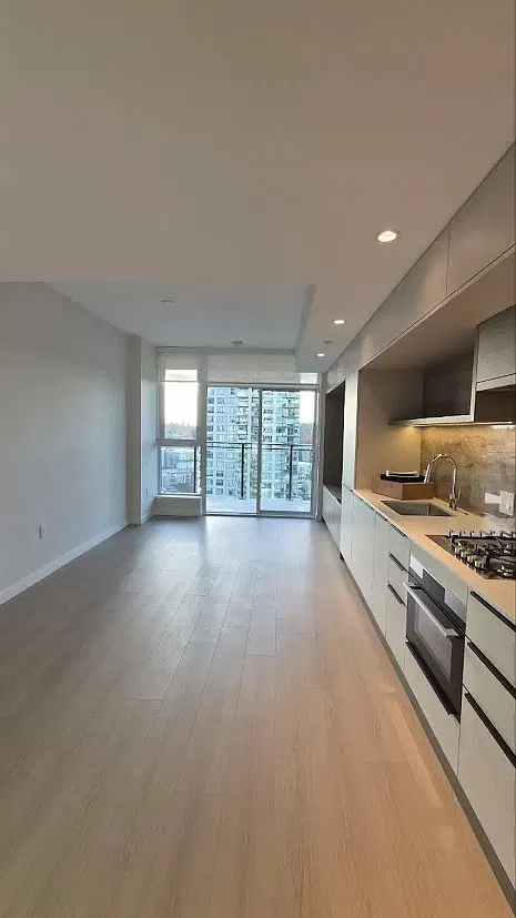 1 bed, 749 sqft, $2,300 — Photo 4